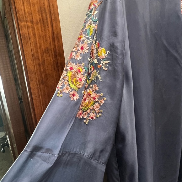 Sundance Embroidered Cupro Blouse - Picture 3 of 5